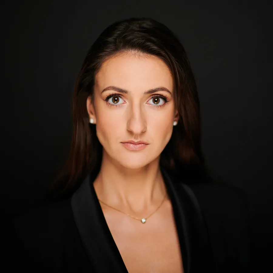 Sylwia Mendak-Niekurzak, adwokat